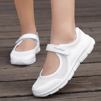 Новинка 2023 года; Летняя женская повседневная обувь; Мягкие Переносные кроссовки; Прогулочная обувь на плоской подошве для женщин; Дышащие Белые туфли без застежки